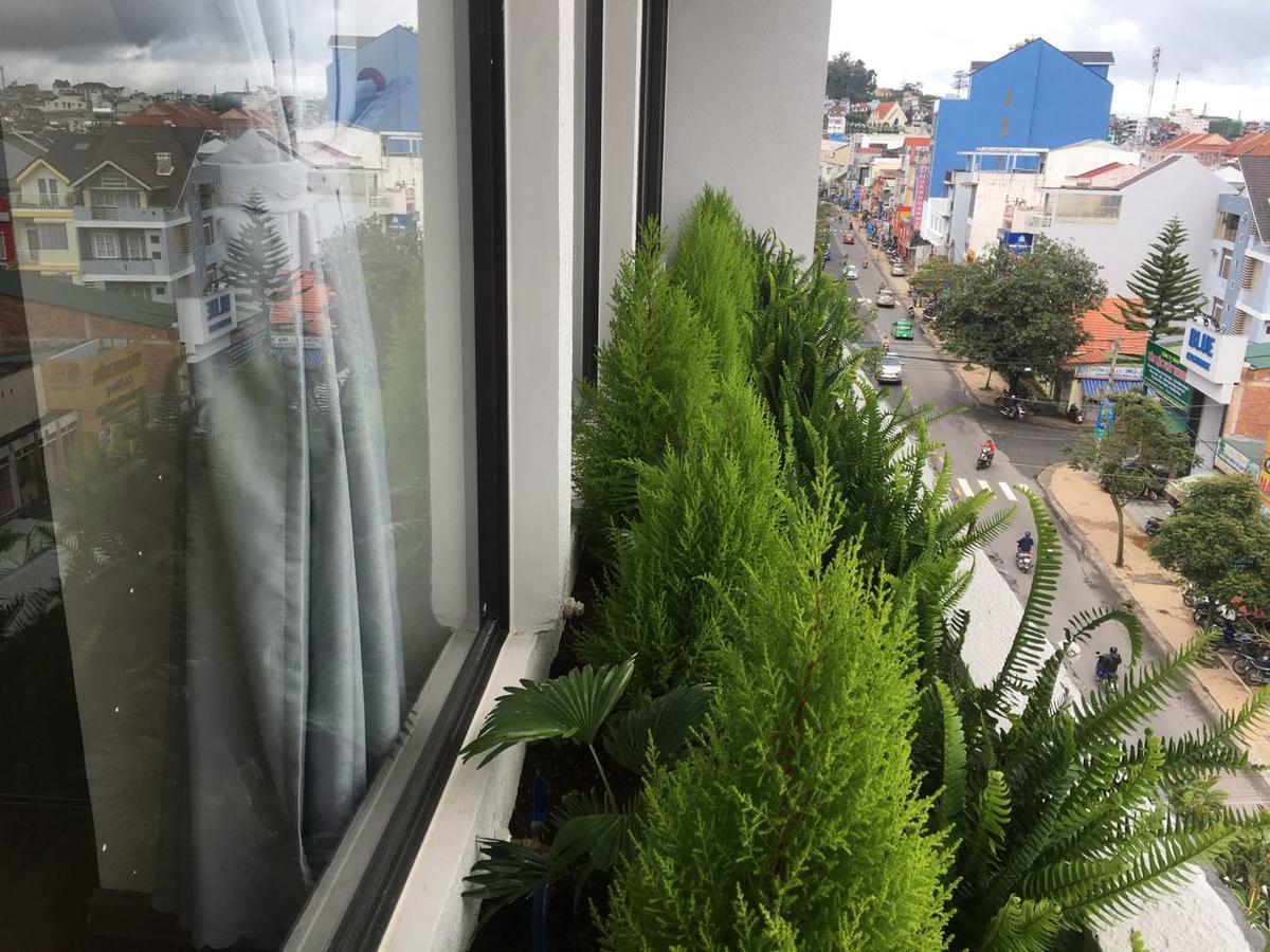 Ivy Hotel Dalat Bagian luar foto